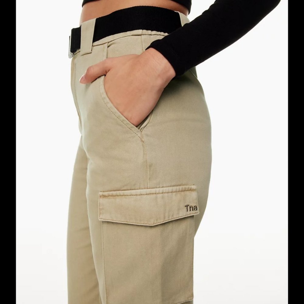 NWT Aritzia TNA Belted Cargo Pant Gd Humus Beige XS - Picture 4 of 13